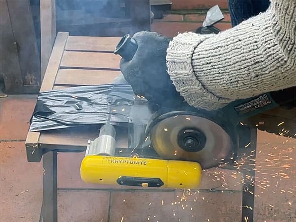 Cutting the base of the shackle