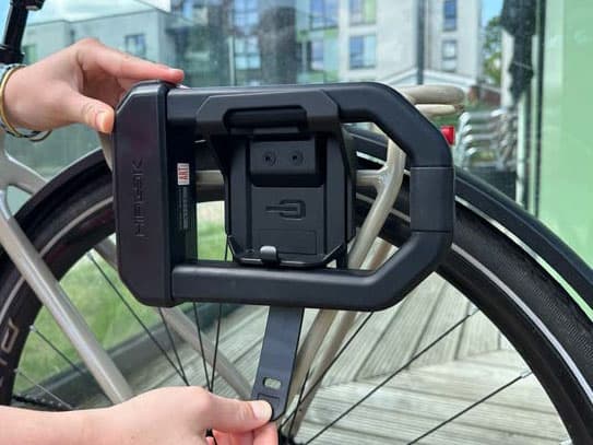 Hiplok BR1000 and DX1000 on pannier rack